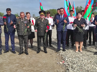 Aprel döyüşlərində şəhidlik zirvəsinə ucalan Böyük Dəkkə kənd sakini Nurlan Abdullazadənin xatirəsi yad edilib