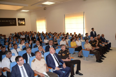 19.05.2025-ci il tarixdə Heydər Əliyev Mərkəzində Azərbaycan Respublikası Fövqəladə Hallar Nazirliyinin və Zərdab Rayon İcra Hakimiyyətinin birgə təşkilatçılığı ilə “Fövqəladə halların xəbərdar edilməsi sahəsində koordinasiyanın və birgə fəaliyyətin təşkili, eləcə də mövcud problemlər” mövzusunda seminar-müşavirə keçirilib
