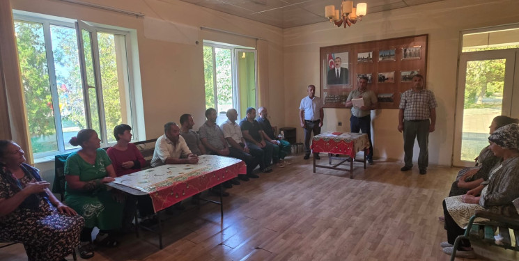 Zərdab Yaşıllaşdırma Təsərrüfatı Müəssisəsində “İdeoloji Maarifləndirmə Konsepsiyası” ilə bağlı növbəti görüş keçirilib